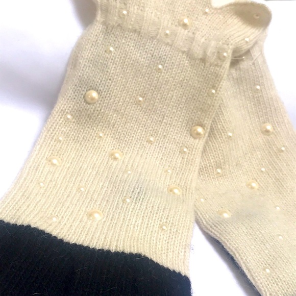 Moschino women’s glows - Picture 2 of 7